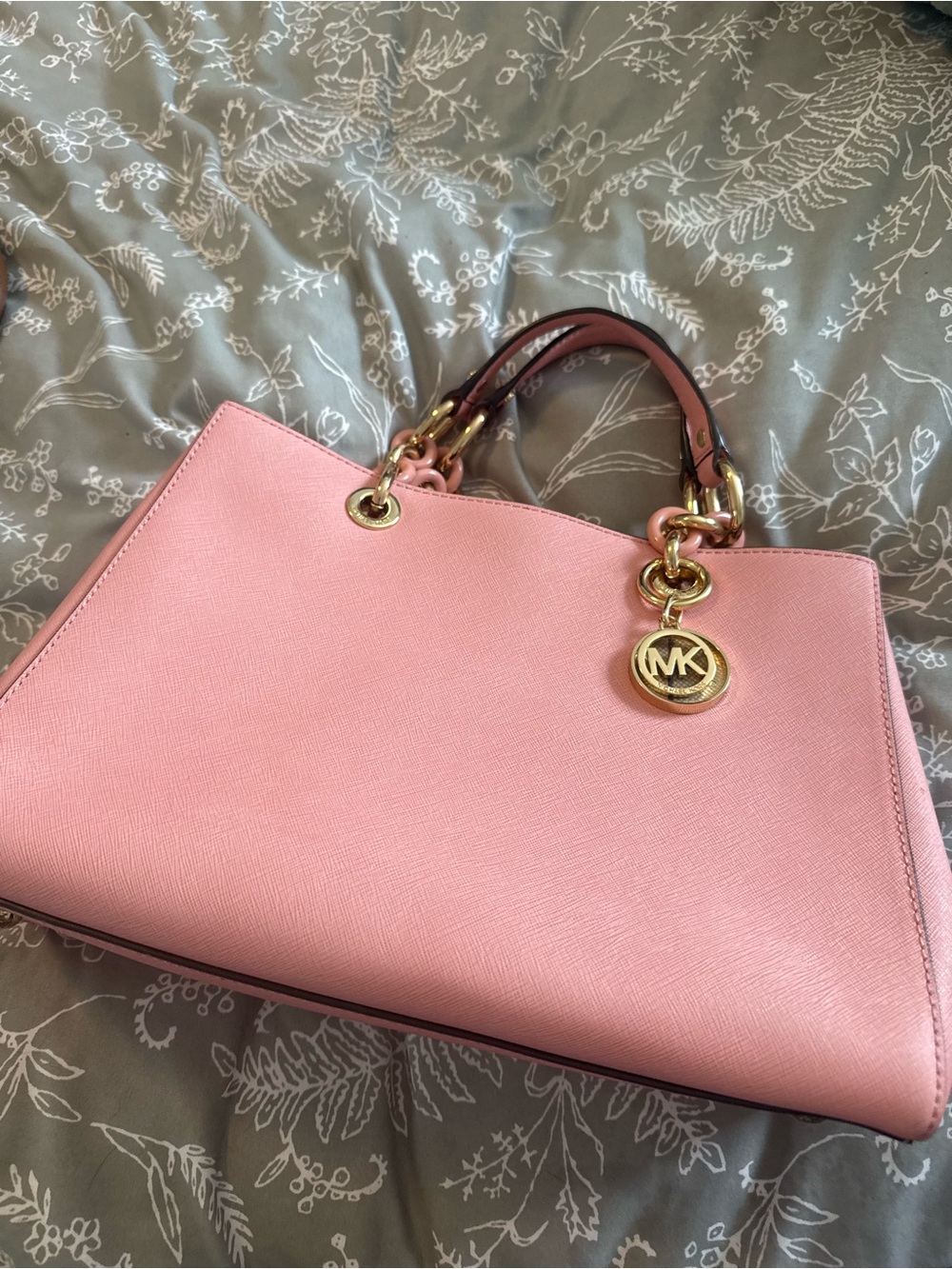 MICHAEL Kors Cynthia Medium Satchel in blush pink